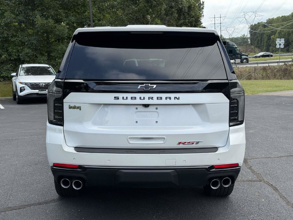 Used 2025 Chevrolet Suburban RST w/ Comfort Package AWD/4WD image 24