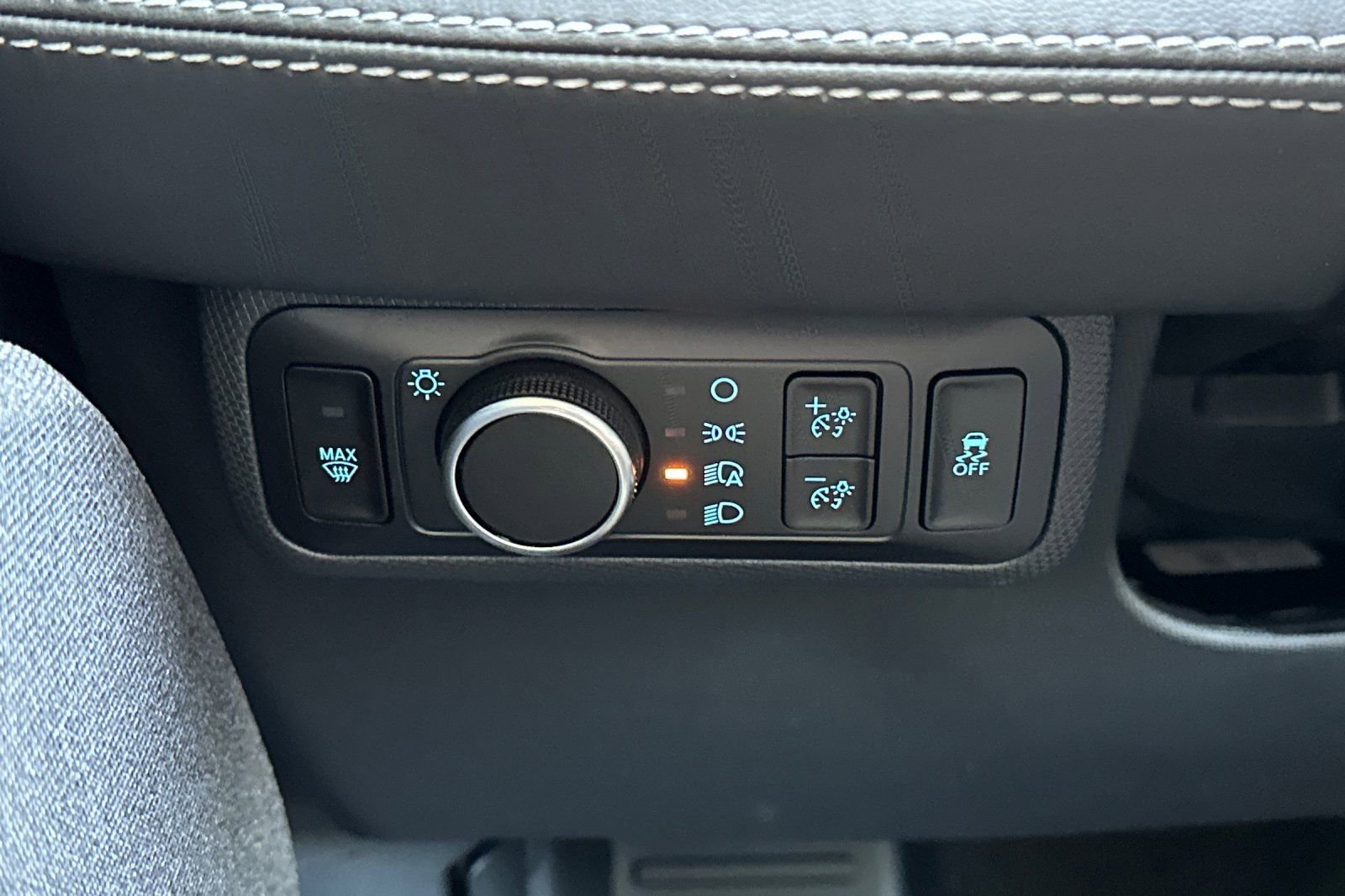 New 2025 Ford Mustang Mach-E Premium image 23