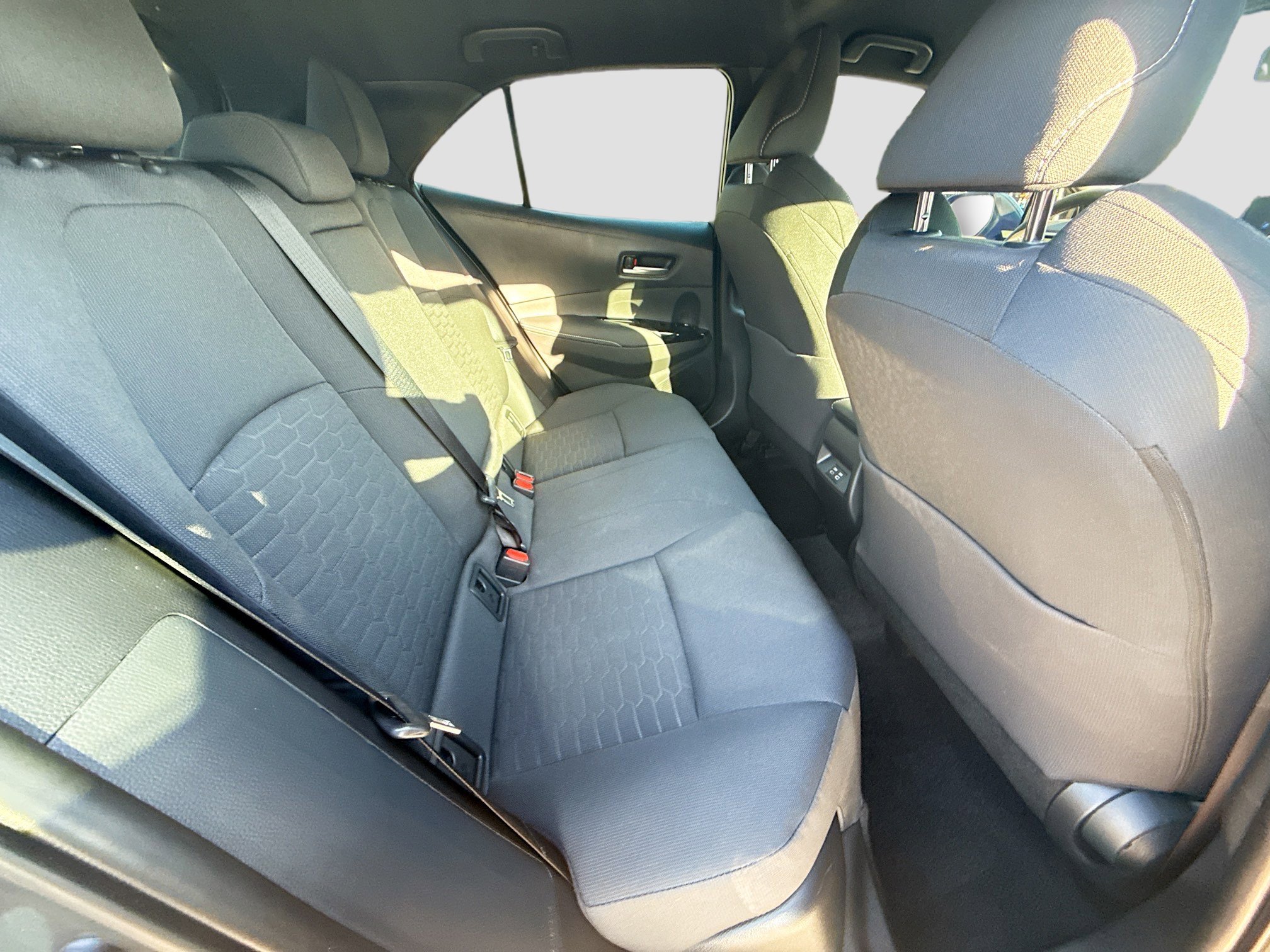 Used 2025 Toyota Corolla SE image 27