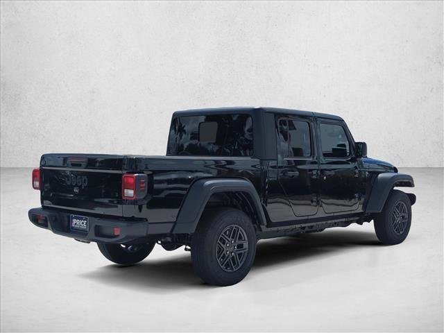 Used 2025 Jeep Gladiator Sport AWD/4WD image 5