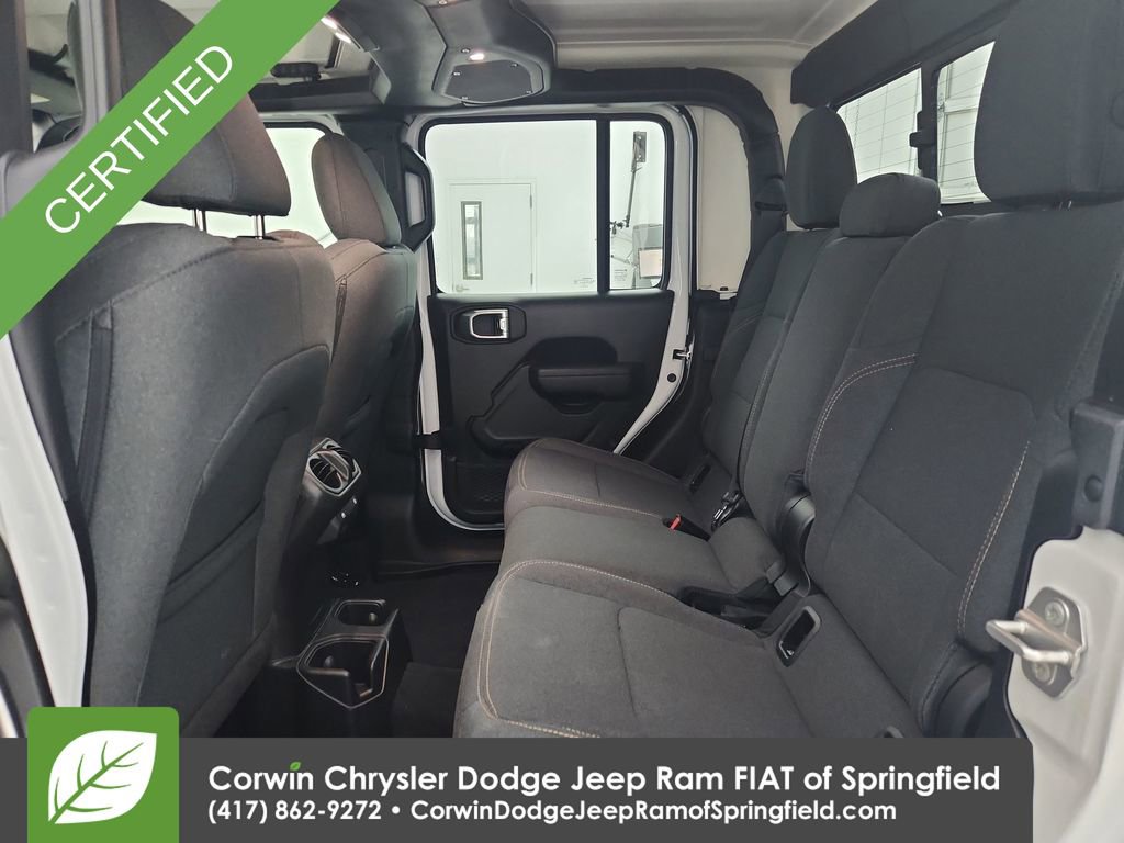 Used 2024 Jeep Gladiator Sport image 20