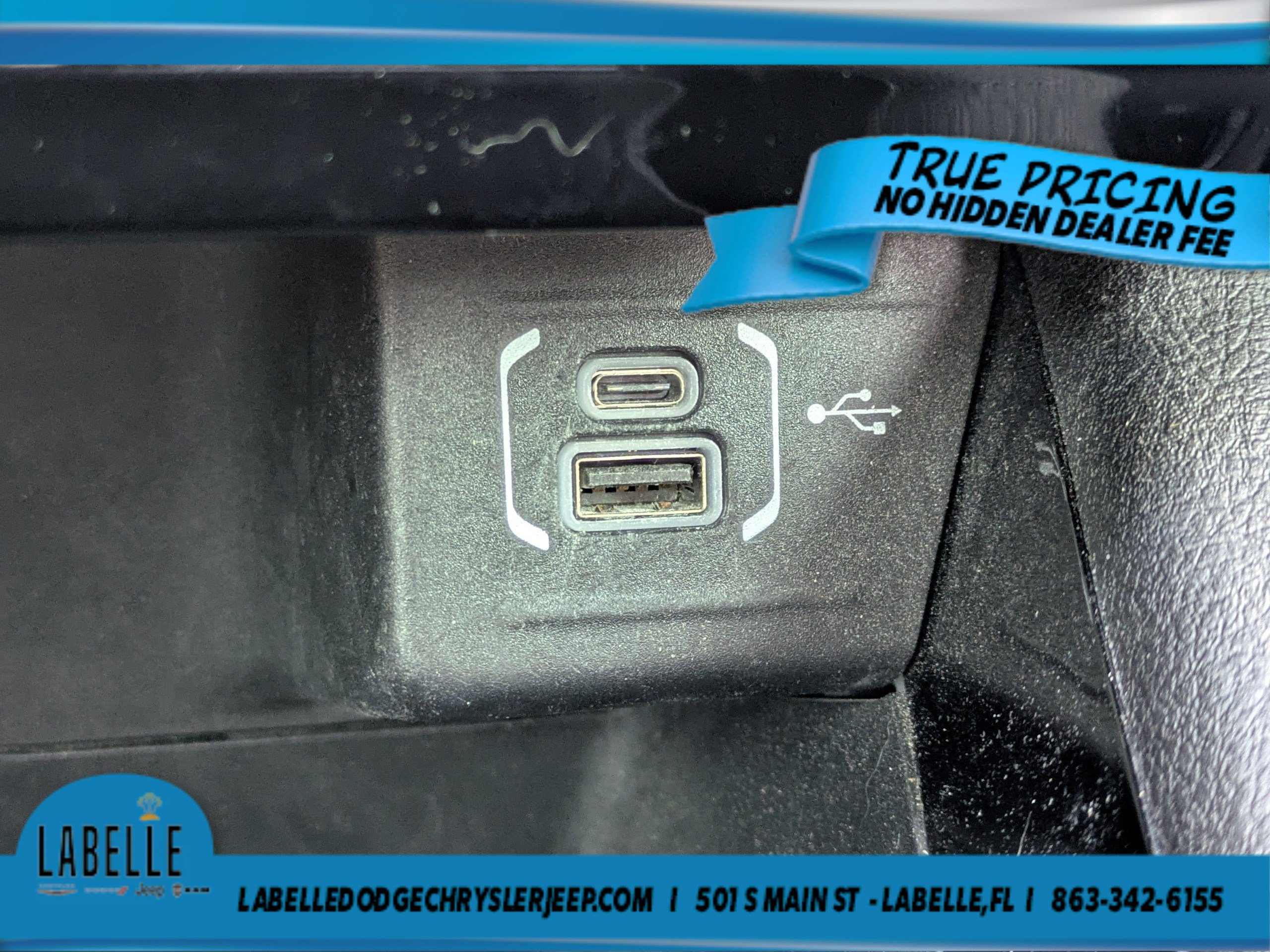 Used 2022 Jeep Compass Latitude FWD image 27