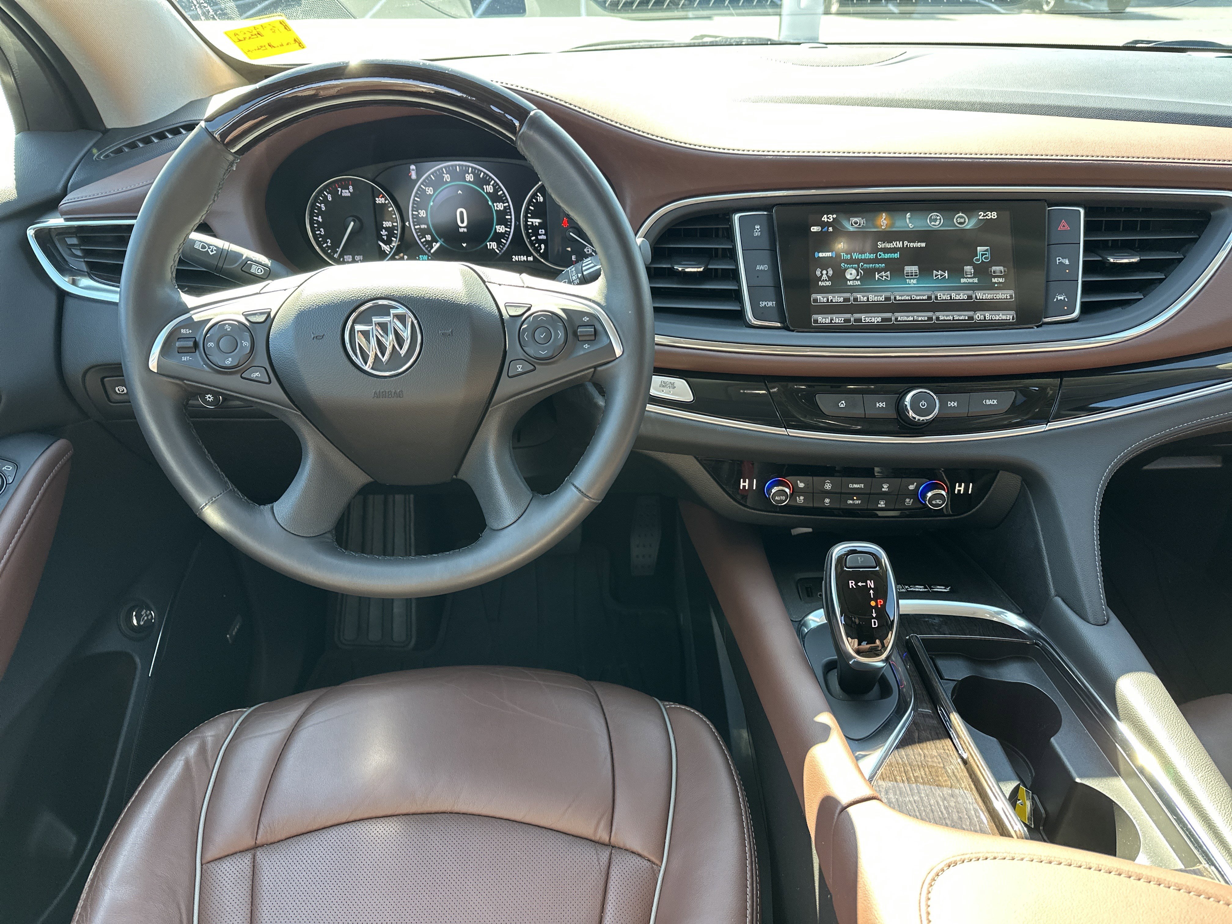 Used 2018 Buick Enclave Avenir w/ Avenir Technology Package image 17