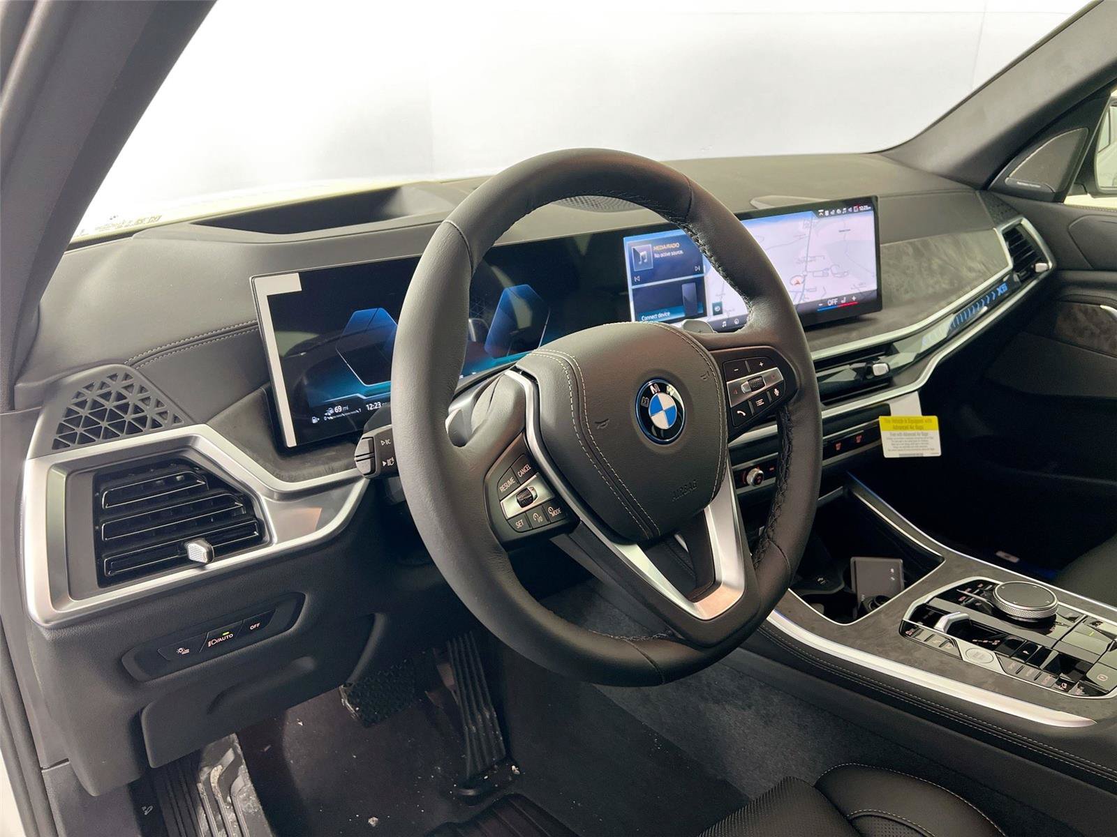 New 2026 BMW X5 xDrive50e AWD/4WD image 10