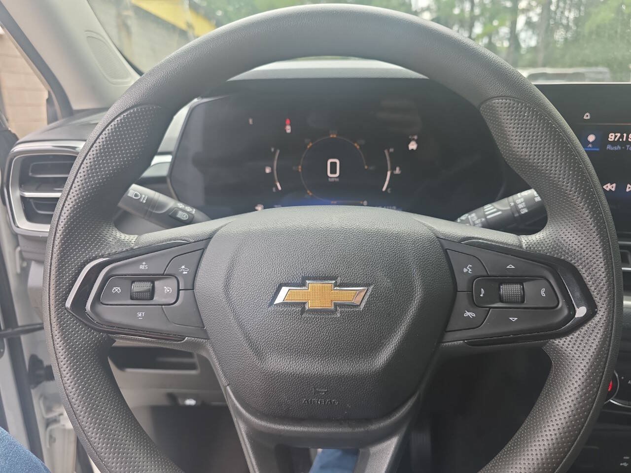 Used 2024 Chevrolet TrailBlazer LS FWD image 8
