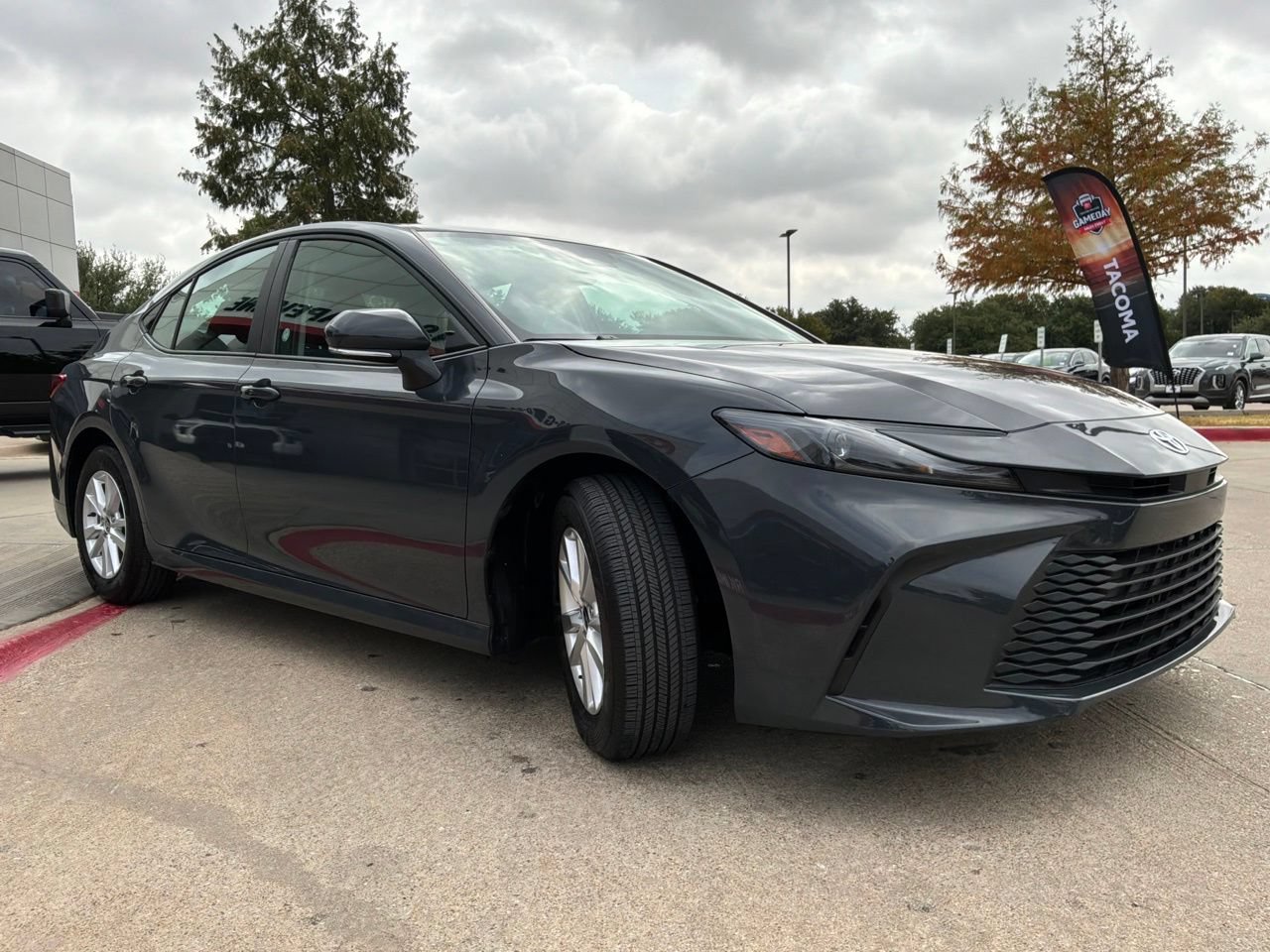 Used 2026 Toyota Camry LE FWD image 4