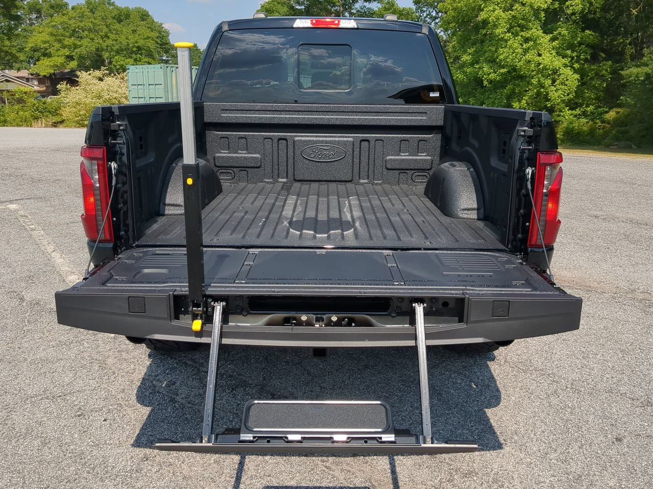 Certified 2025 Ford F150 XLT w/ Equipment Group 302A MID AWD/4WD image 11
