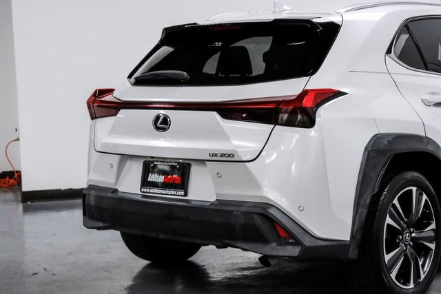 Used 2019 Lexus UX 200 w/ Premium Package FWD image 13