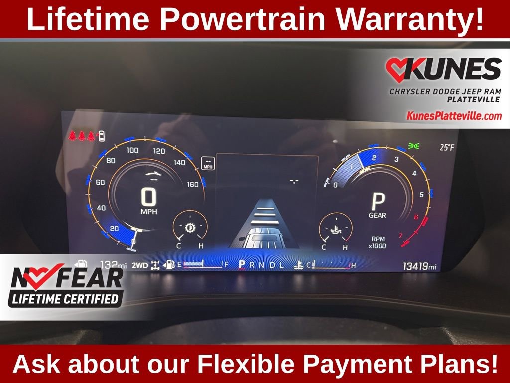 Used 2024 Chevrolet Colorado Trail Boss w/ Technology Package image 24