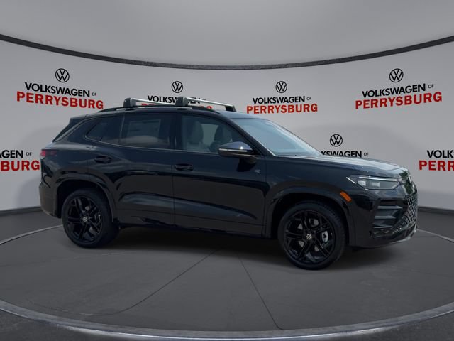 New 2026 Volkswagen Tiguan SE R-Line AWD/4WD image 2