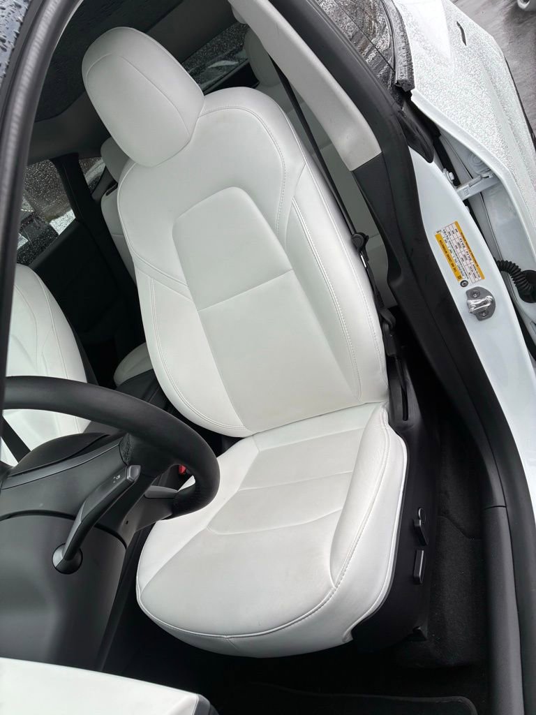 Used 2022 Tesla Model Y Performance image 16