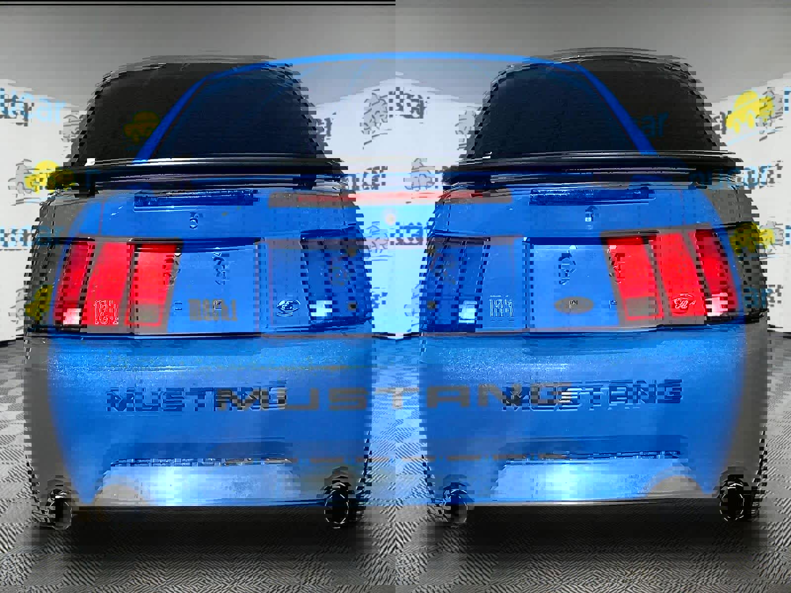 Used 2004 Ford Mustang Mach 1 image 5