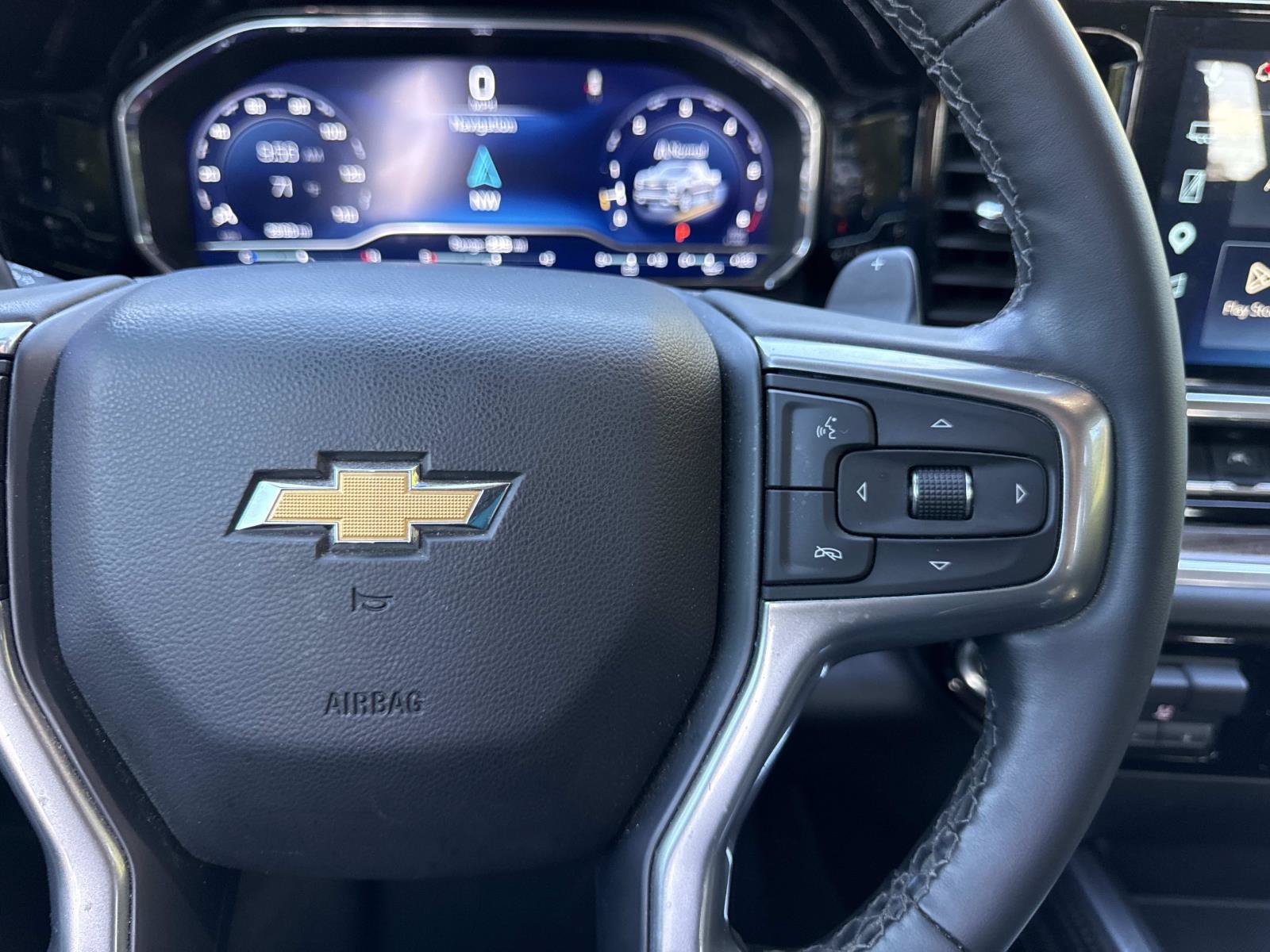 Used 2025 Chevrolet Silverado 1500 LT w/ Safety Package RWD image 16