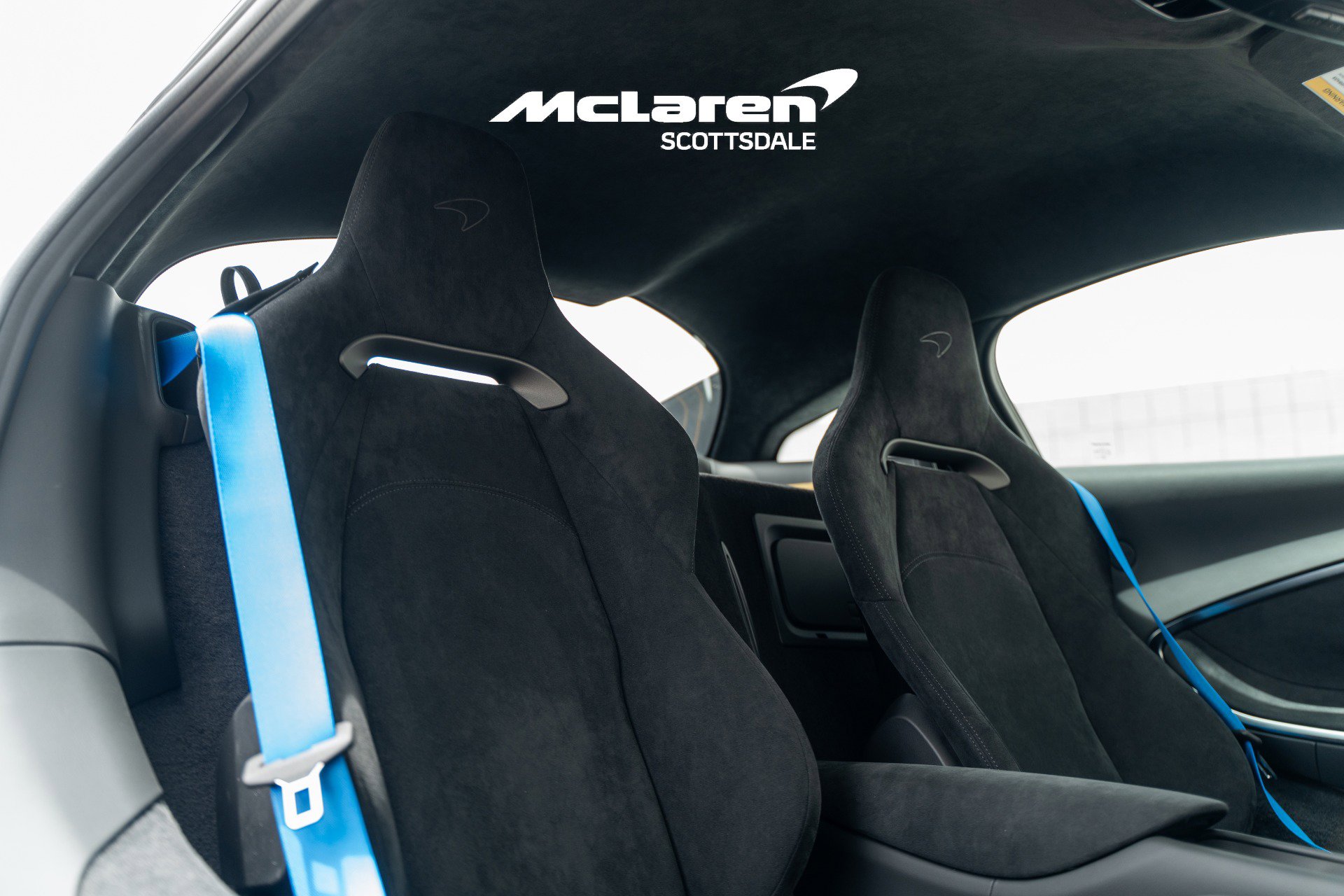 New 2026 McLaren Artura RWD image 12