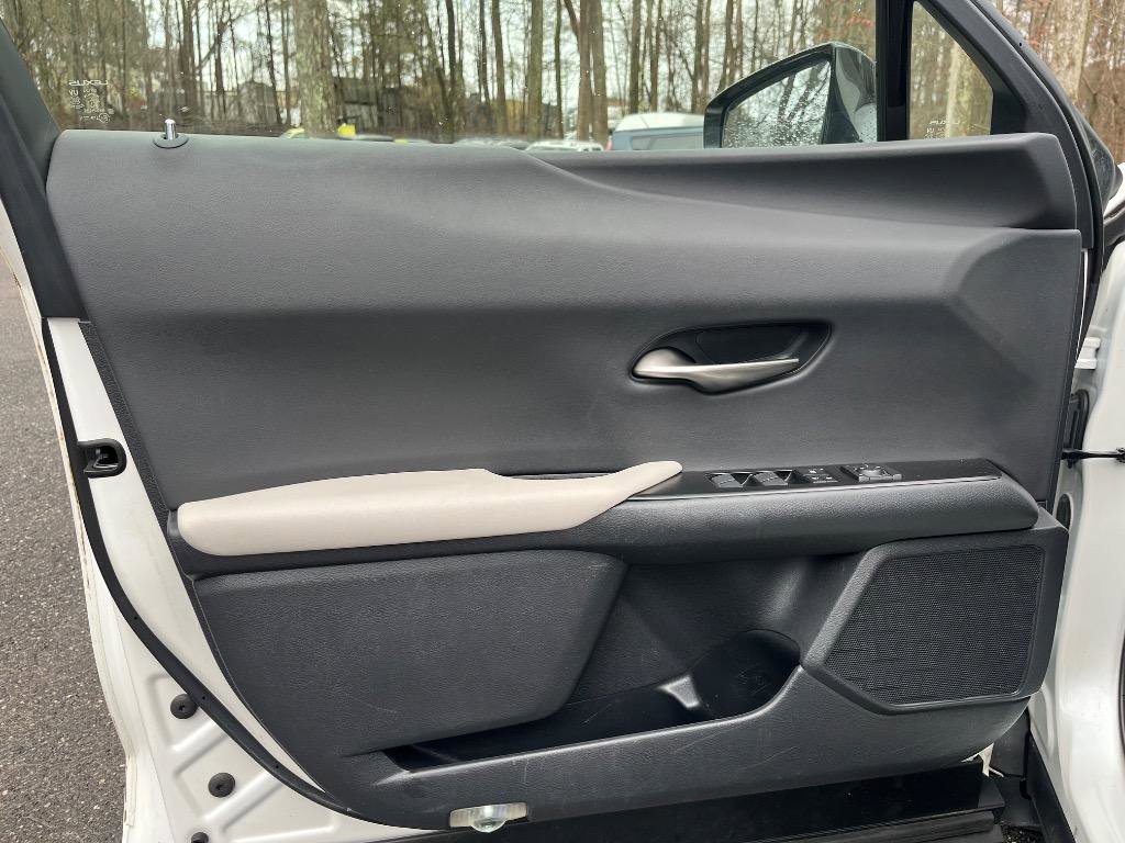 Used 2021 Lexus UX 200 w/ Premium Package image 19