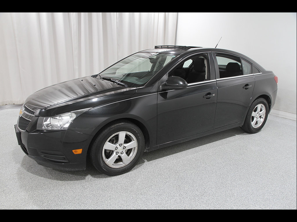 Certified 2013 Chevrolet Cruze LT w/ All-Star Edition FWD image 3