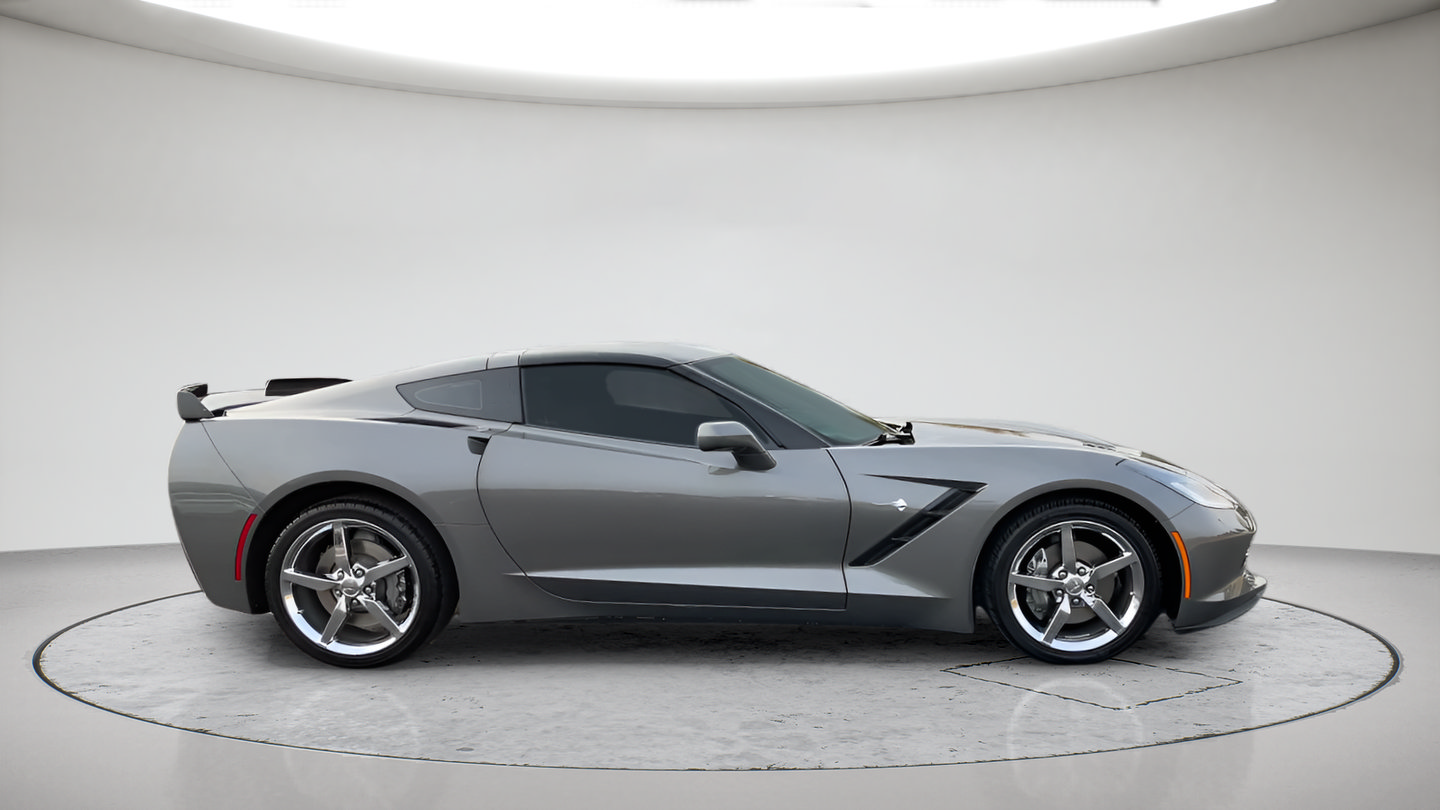 Used 2015 Chevrolet Corvette Stingray Coupe RWD image 5