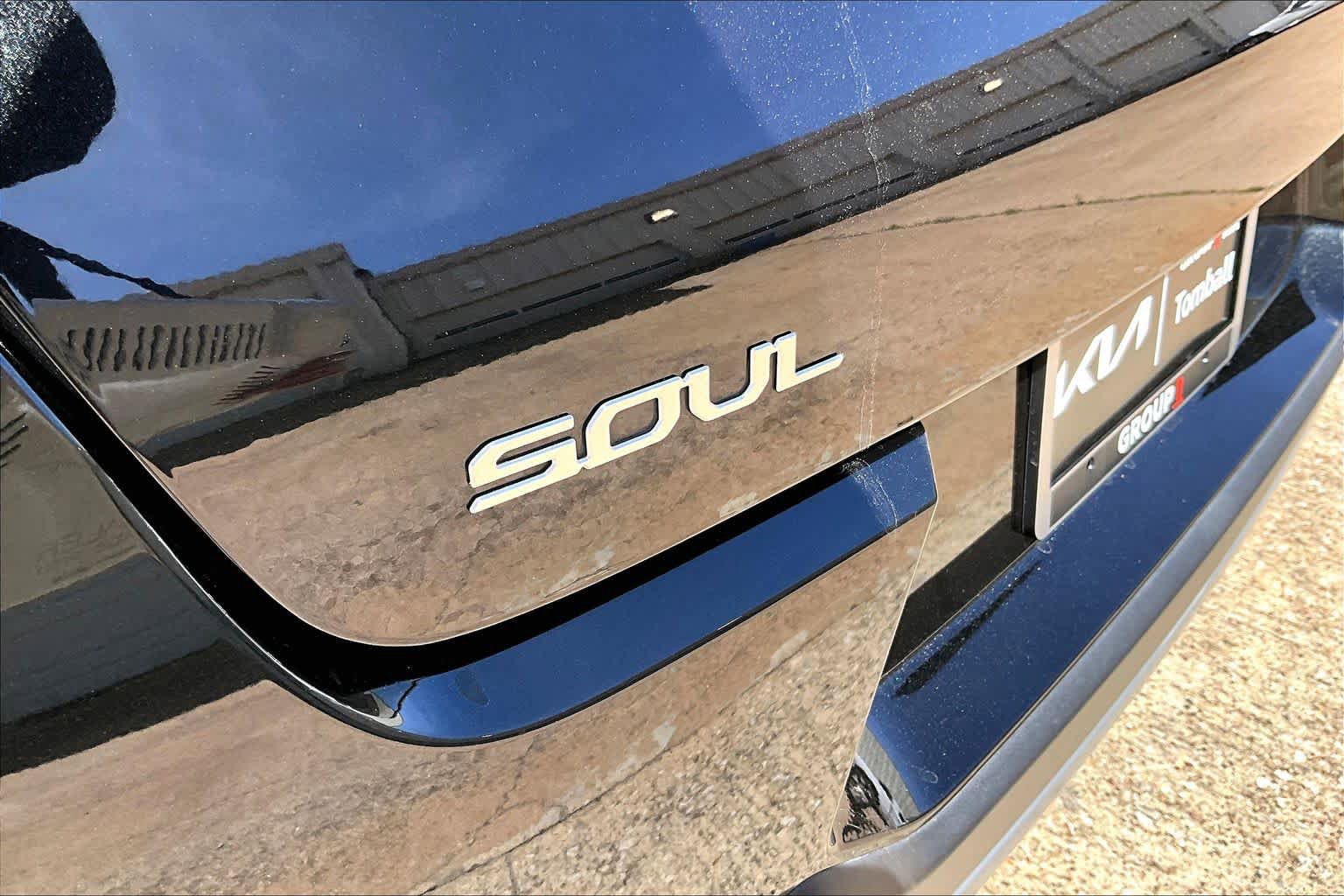 Used 2023 Kia Soul EX FWD image 29
