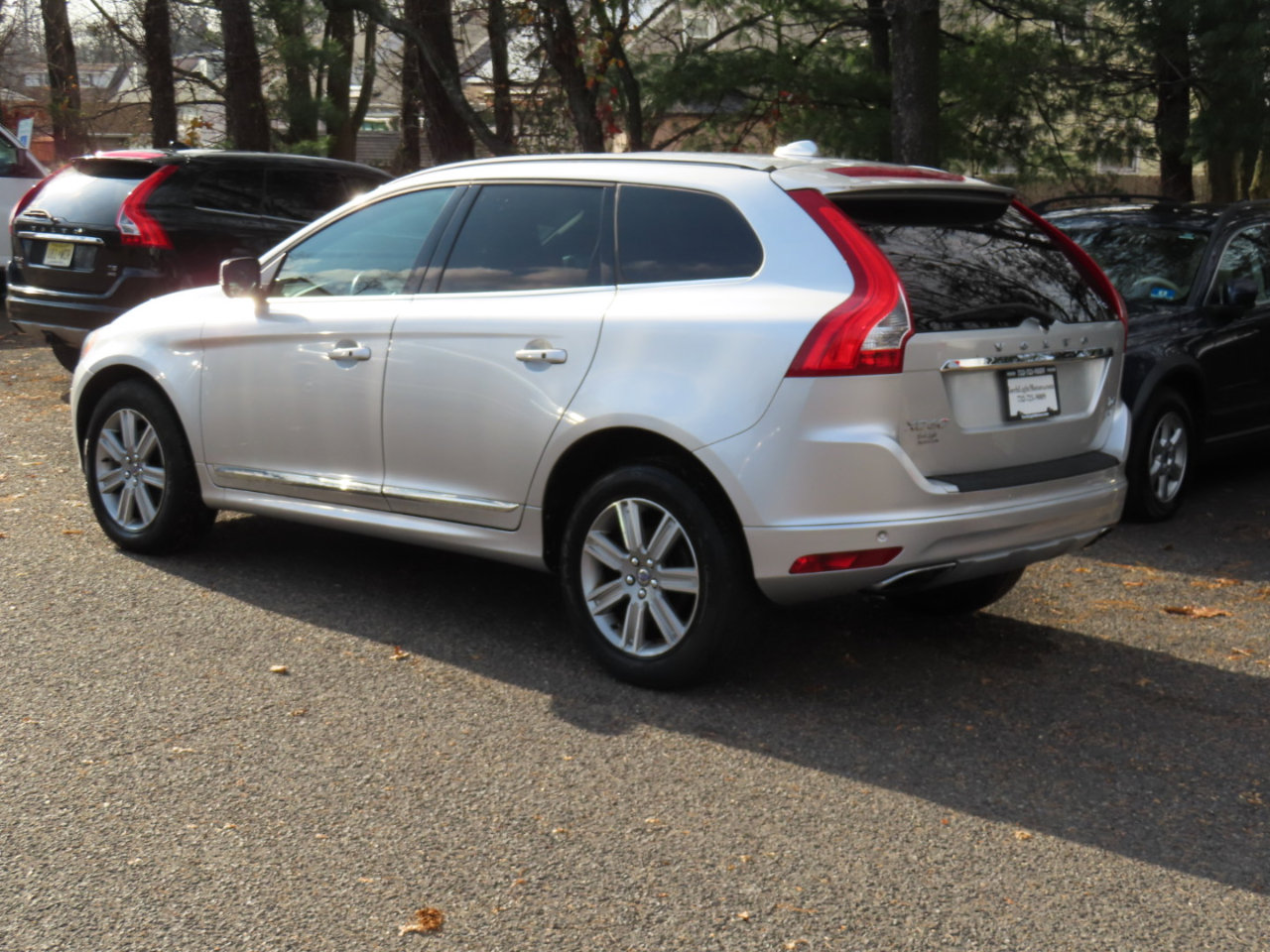 Used 2016 Volvo XC60 T6 image 3