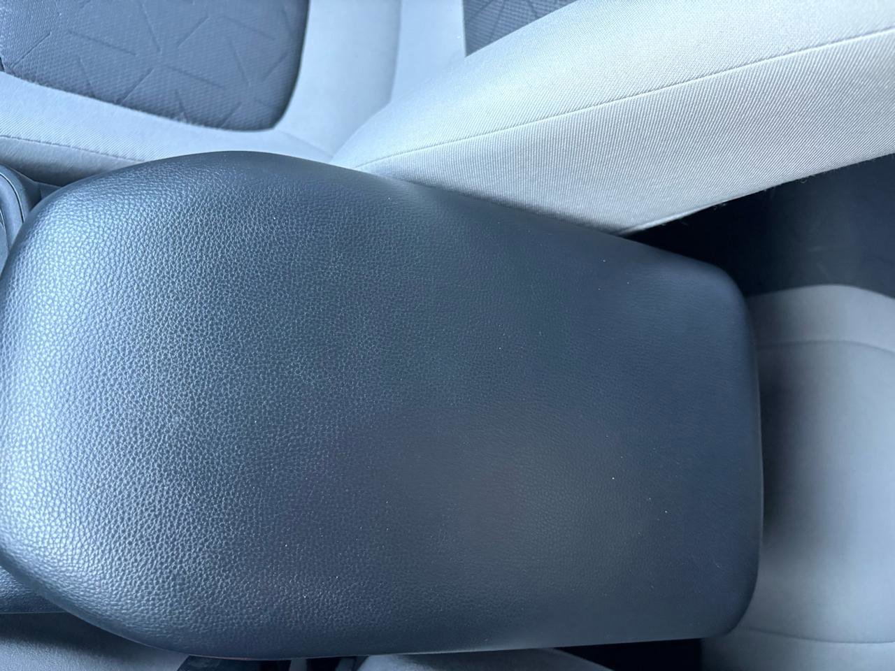 Used 2021 Toyota RAV4 XLE image 26