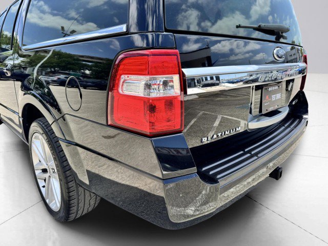 Used 2016 Ford Expedition EL Platinum image 17