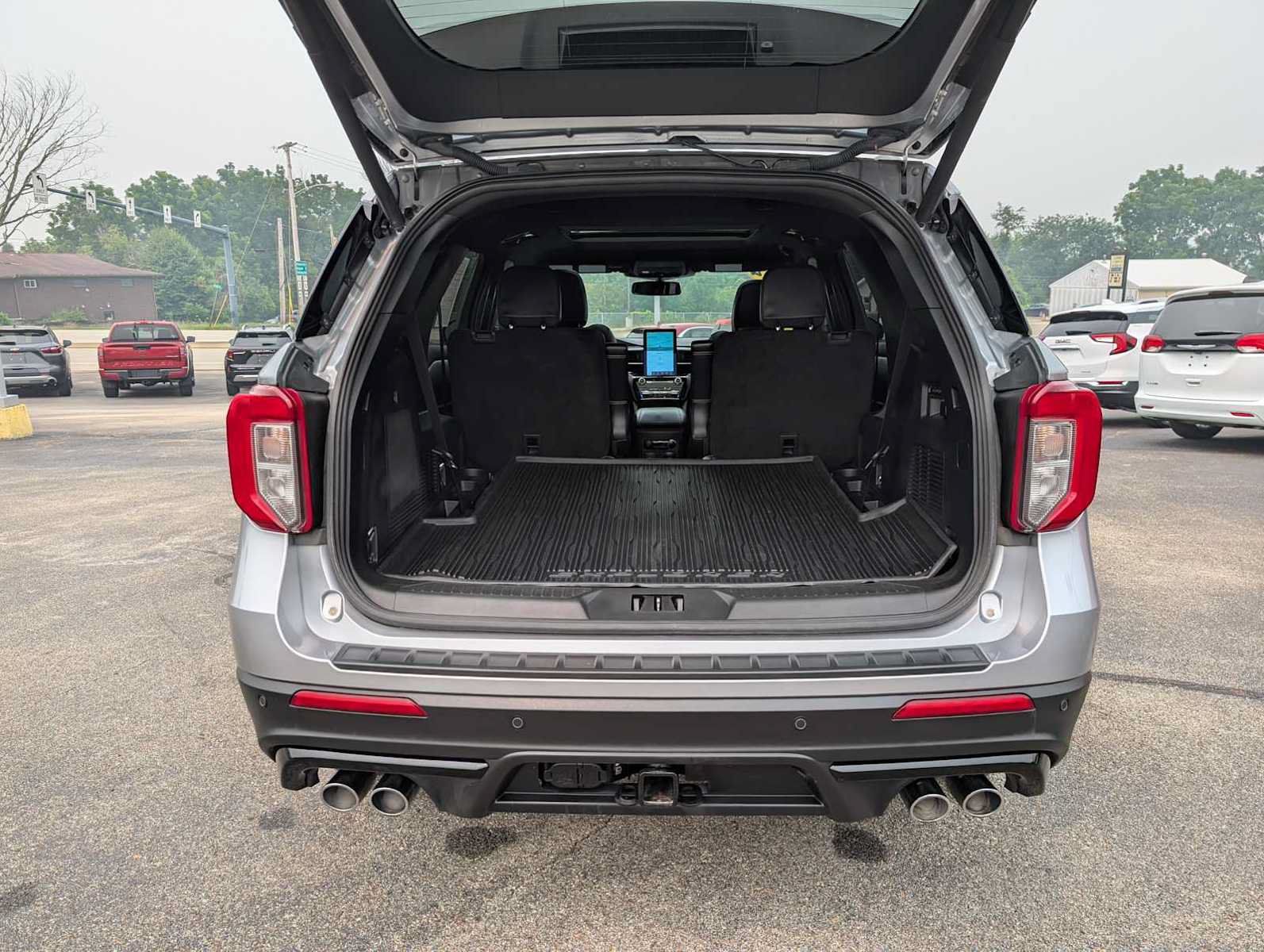 Used 2024 Ford Explorer ST w/ Equipment Group 401A AWD/4WD image 42