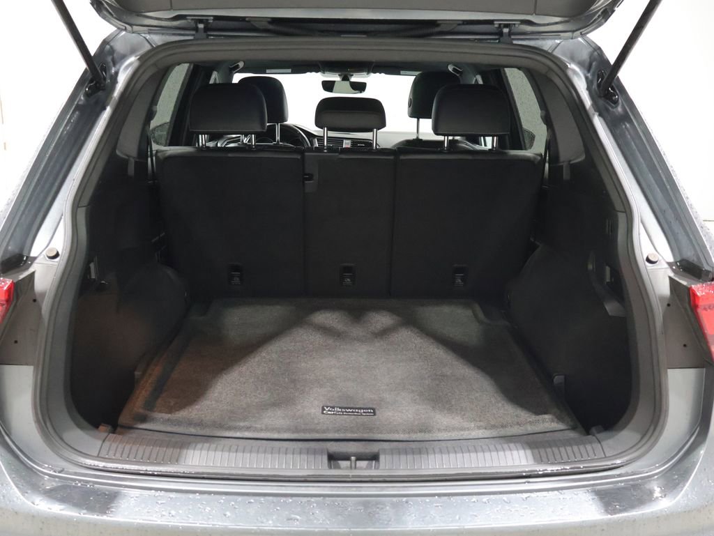 Used 2021 Volkswagen Tiguan SE R-Line image 5