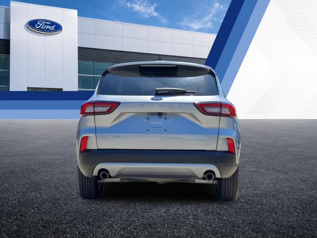 Used 2023 Ford Escape Active FWD image 4