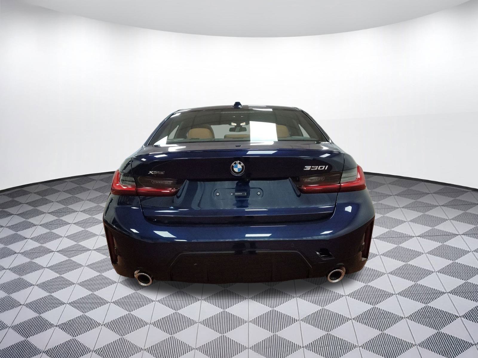 New 2026 BMW 330i xDrive Sedan w/ M Sport Package image 9