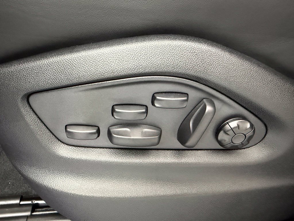 New 2027 Porsche Cayenne Turbo GT AWD/4WD image 24
