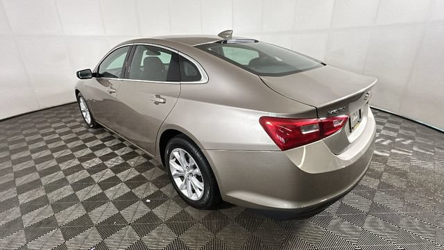 Used 2023 Chevrolet Malibu LT FWD image 4