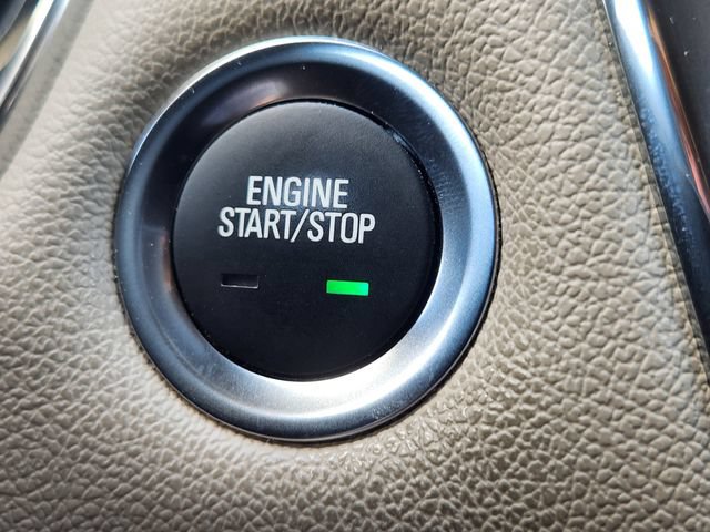 Used 2023 Chevrolet Traverse LT FWD image 22