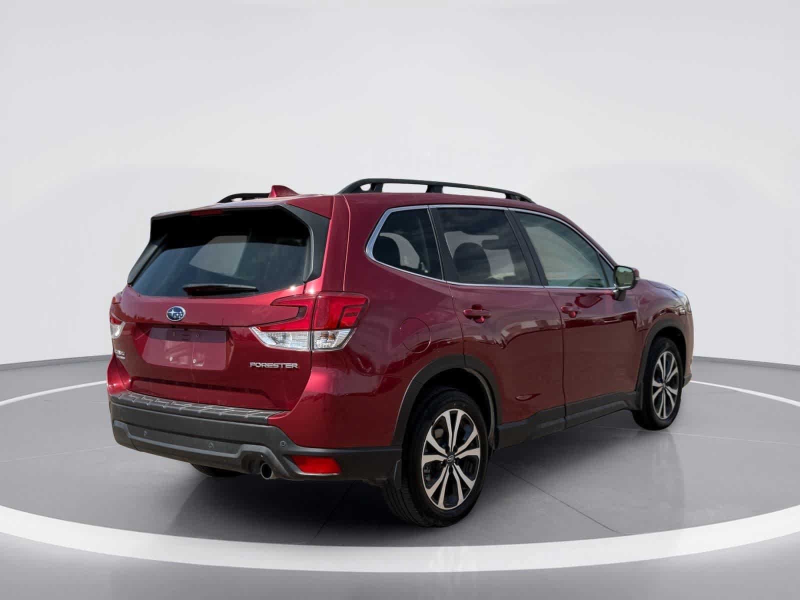 Used 2023 Subaru Forester Limited AWD/4WD image 4