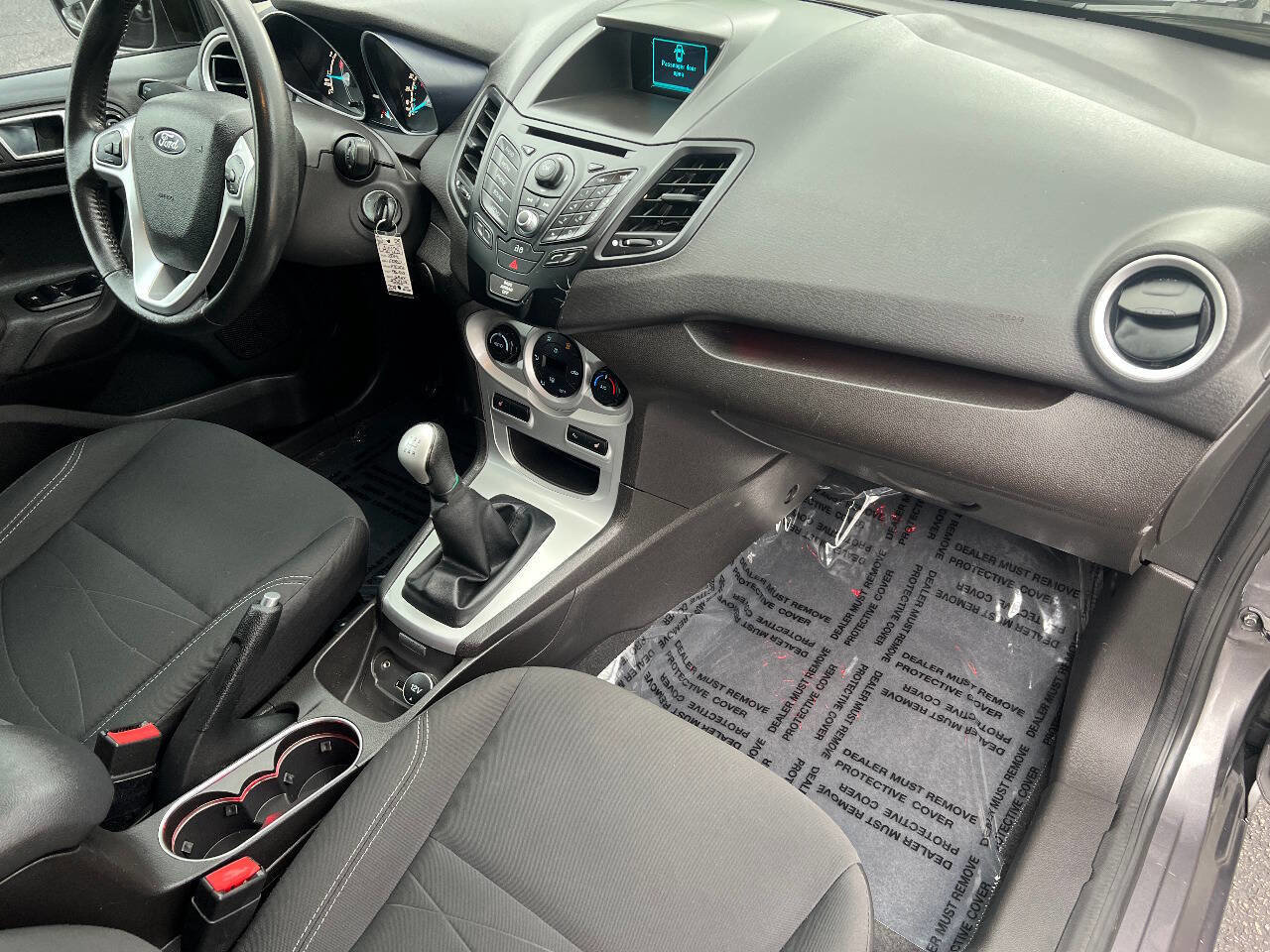 Used 2014 Ford Fiesta SE FWD image 26
