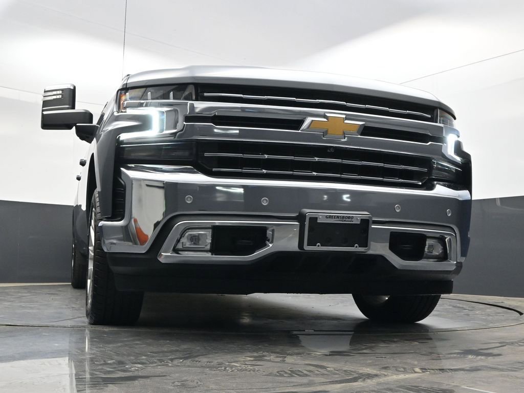 Used 2021 Chevrolet Silverado 1500 LTZ w/ LTZ Premium Package AWD/4WD image 25