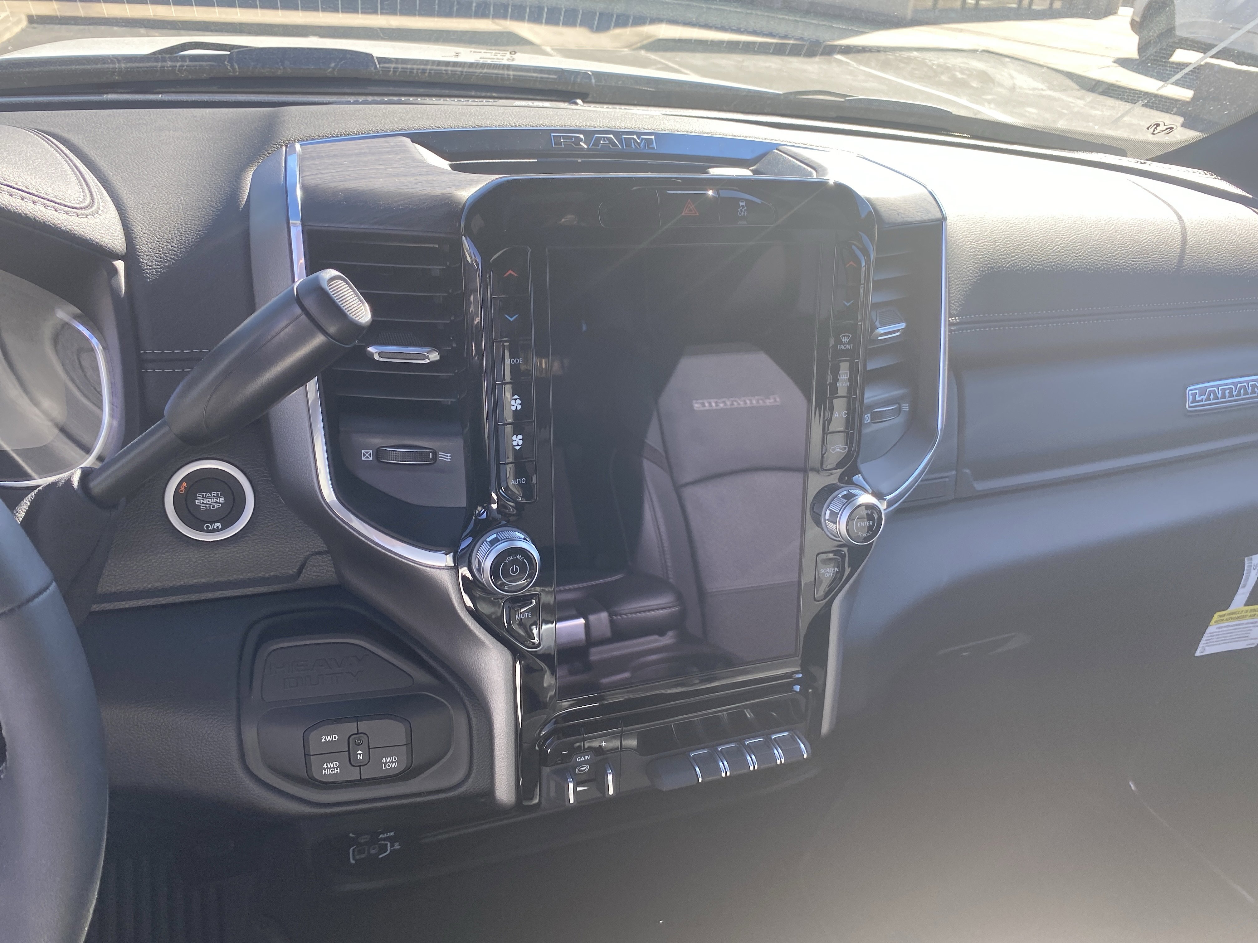 New 2026 RAM 3500 Laramie w/ Towing Technology Group image 17