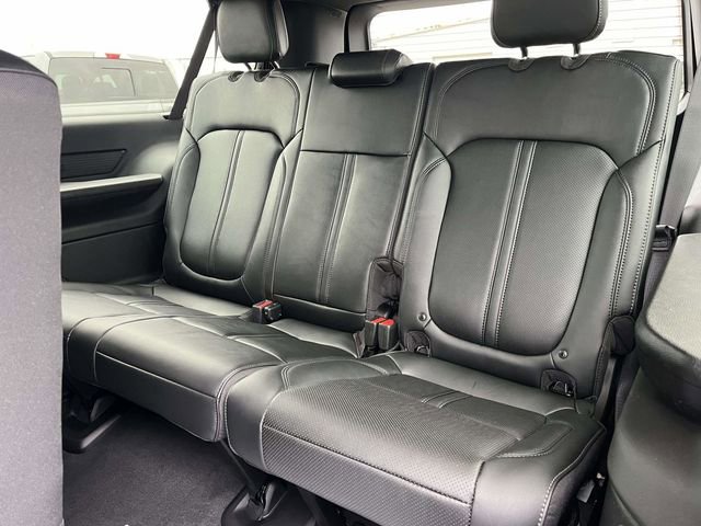 New 2026 Jeep Grand Wagoneer L Limited image 13