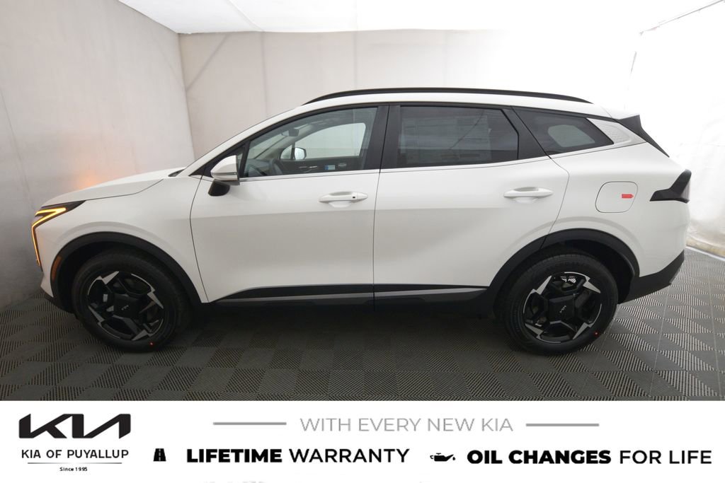 New 2026 Kia Sportage EX image 8
