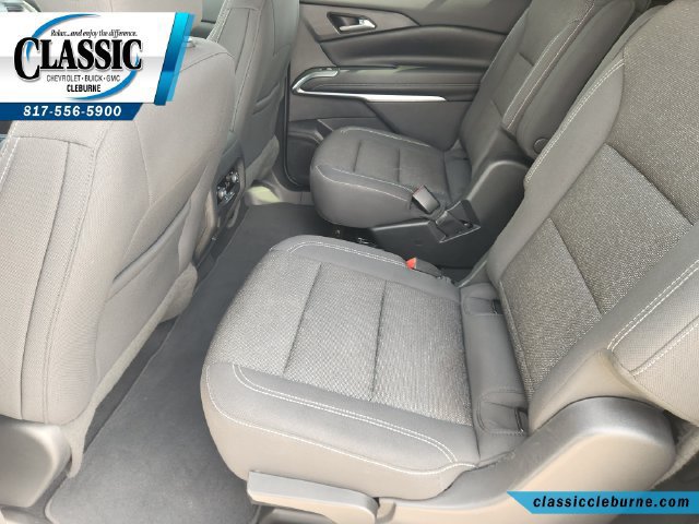 Used 2024 Chevrolet Traverse LT w/ LPO, Floor Liner Package FWD image 28