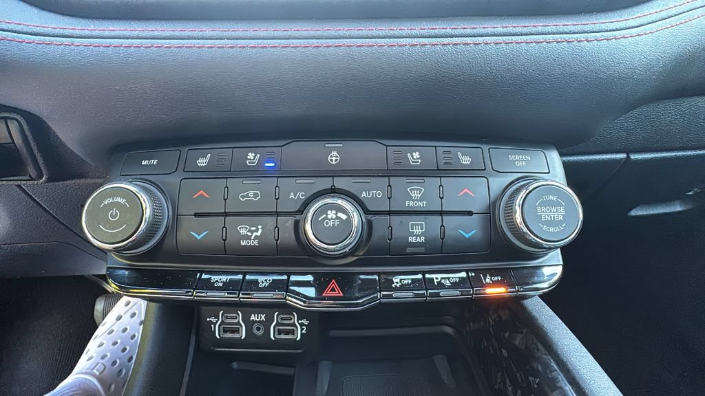 Used 2024 Dodge Durango R/T AWD/4WD image 23
