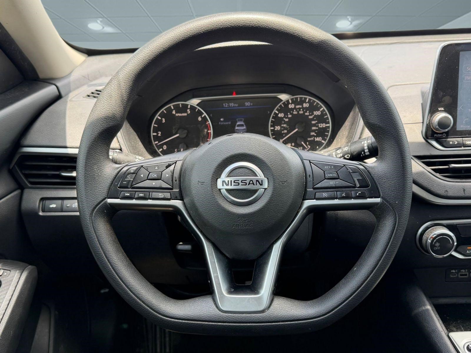 Used 2020 Nissan Altima 2.5 S FWD image 14