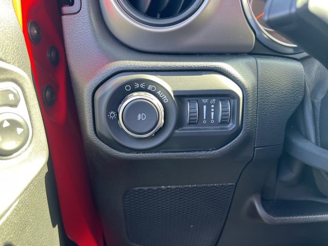 Used 2021 Jeep Wrangler Unlimited Sport image 23