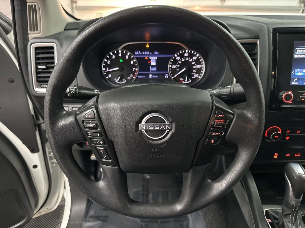 Used 2022 Nissan Frontier SV w/ Technology Package image 14