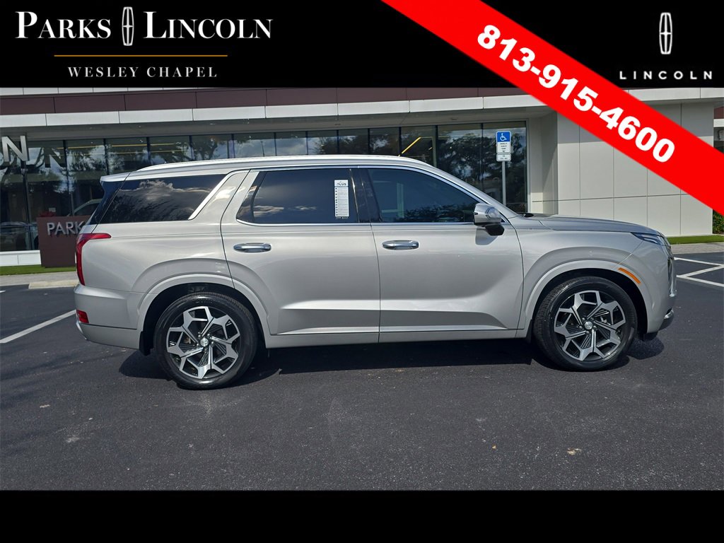 Used 2022 Hyundai Palisade Calligraphy w/ Cargo Package image 3