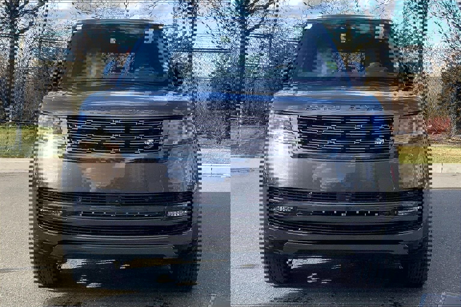 New 2026 Land Rover Range Rover SE image 3