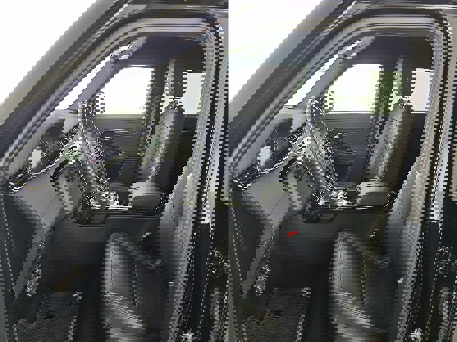 Used 2023 Land Rover Range Rover Evoque R-Dynamic SE image 28