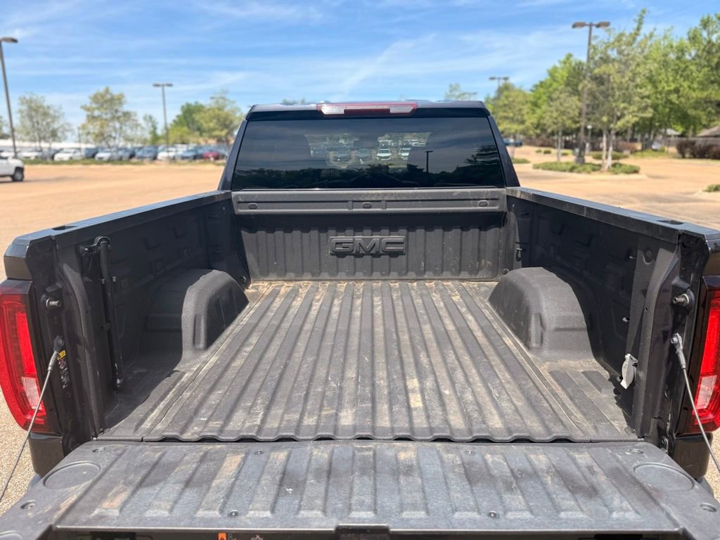 Used 2023 GMC Sierra 1500 SLT image 6