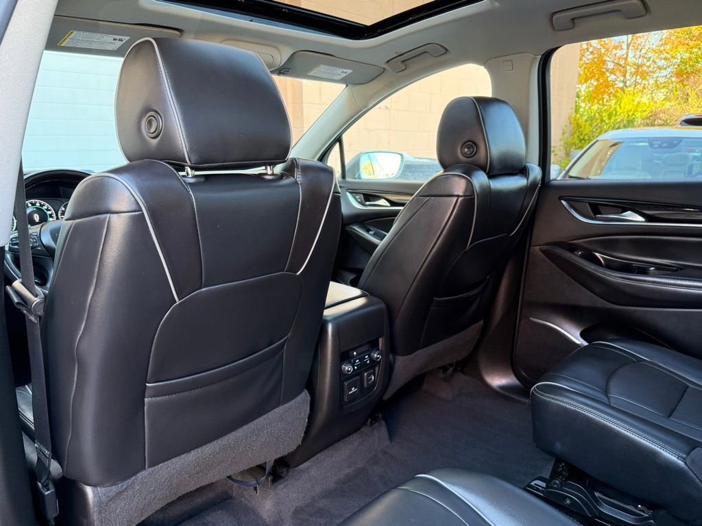 Used 2019 Buick Enclave Avenir image 21
