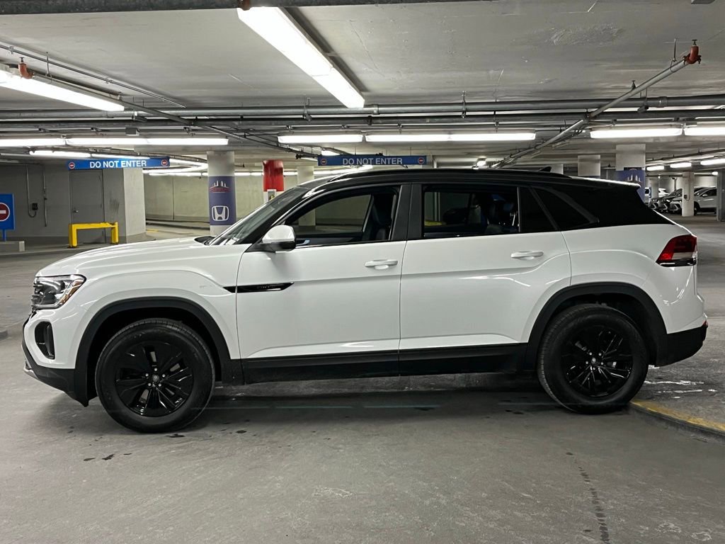 New 2026 Volkswagen Atlas Cross Sport SE AWD/4WD image 32