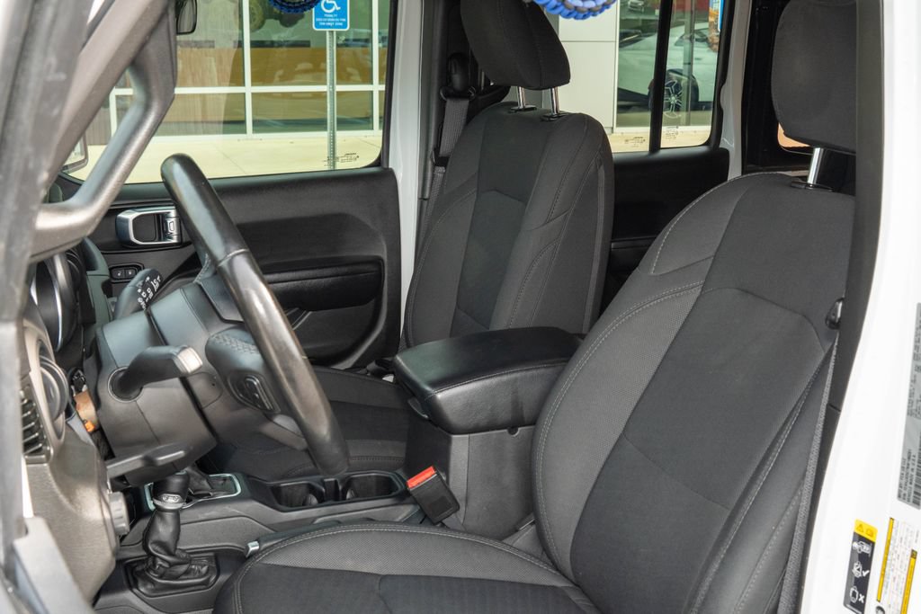 Used 2022 Jeep Wrangler Unlimited Sport AWD/4WD image 13